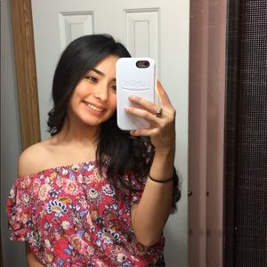 Meet your Posher, Itzel